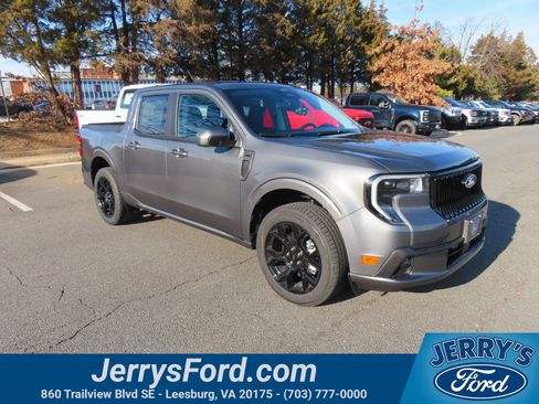 New 2026 Ford Maverick Lobo AWD/4WD image 1