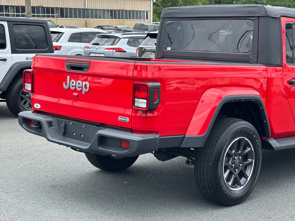Used 2023 Jeep Gladiator Overland AWD/4WD image 41