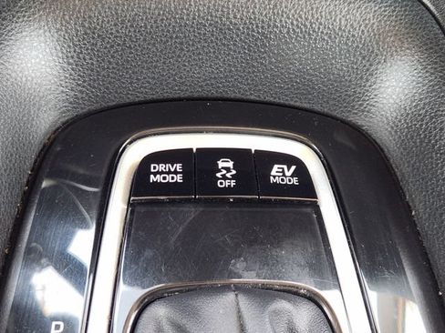 Used 2023 Toyota Corolla LE FWD image 15