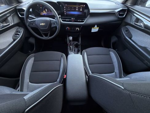 New 2026 Chevrolet TrailBlazer LT w/ Driver Confidence Package FWD image 10