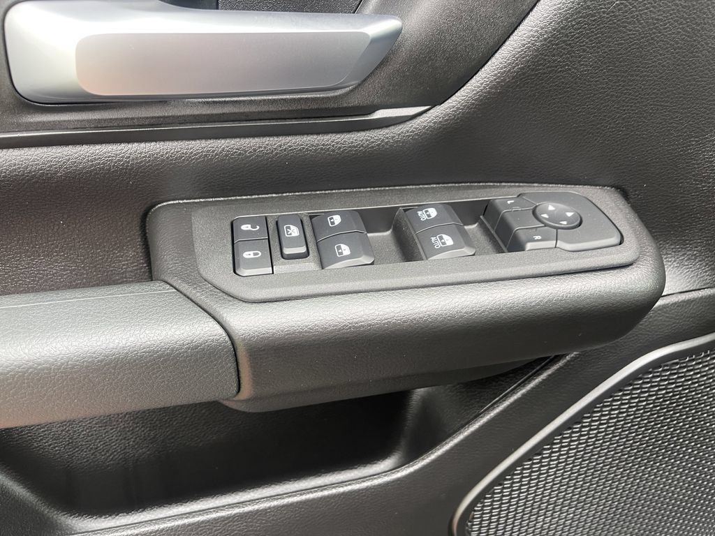 New 2026 RAM 1500 Tradesman AWD/4WD image 15