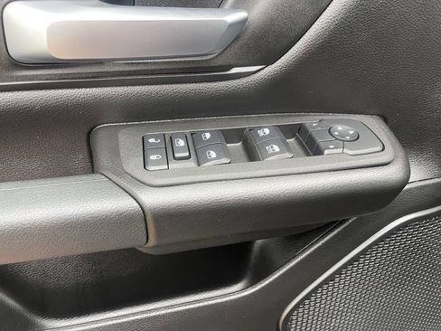 New 2026 RAM 1500 Tradesman AWD/4WD image 15