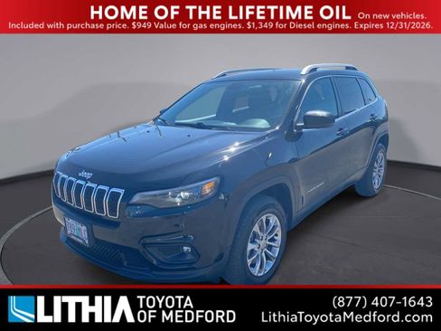 Used 2020 Jeep Cherokee Latitude Plus w/ Comfort/Convenience Group AWD/4WD image 1