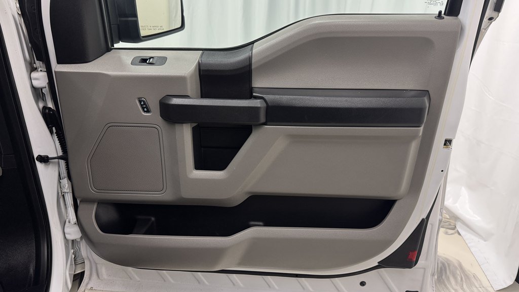 Used 2015 Ford F150 XL w/ Equipment Group 101A Mid AWD/4WD image 20