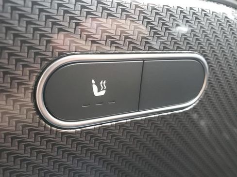 Certified 2023 Mercedes-Benz GLB 250 4MATIC image 29