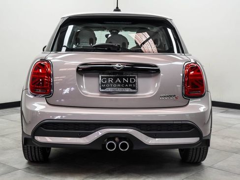 Used 2023 MINI Cooper S w/ Signature Upholstery Package FWD image 9