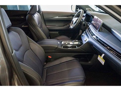 New 2026 INFINITI QX60 Sport w/ Dark Cargo Package image 15