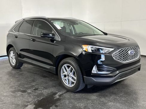 Used 2024 Ford Edge SEL w/ Convenience Package AWD/4WD image 2