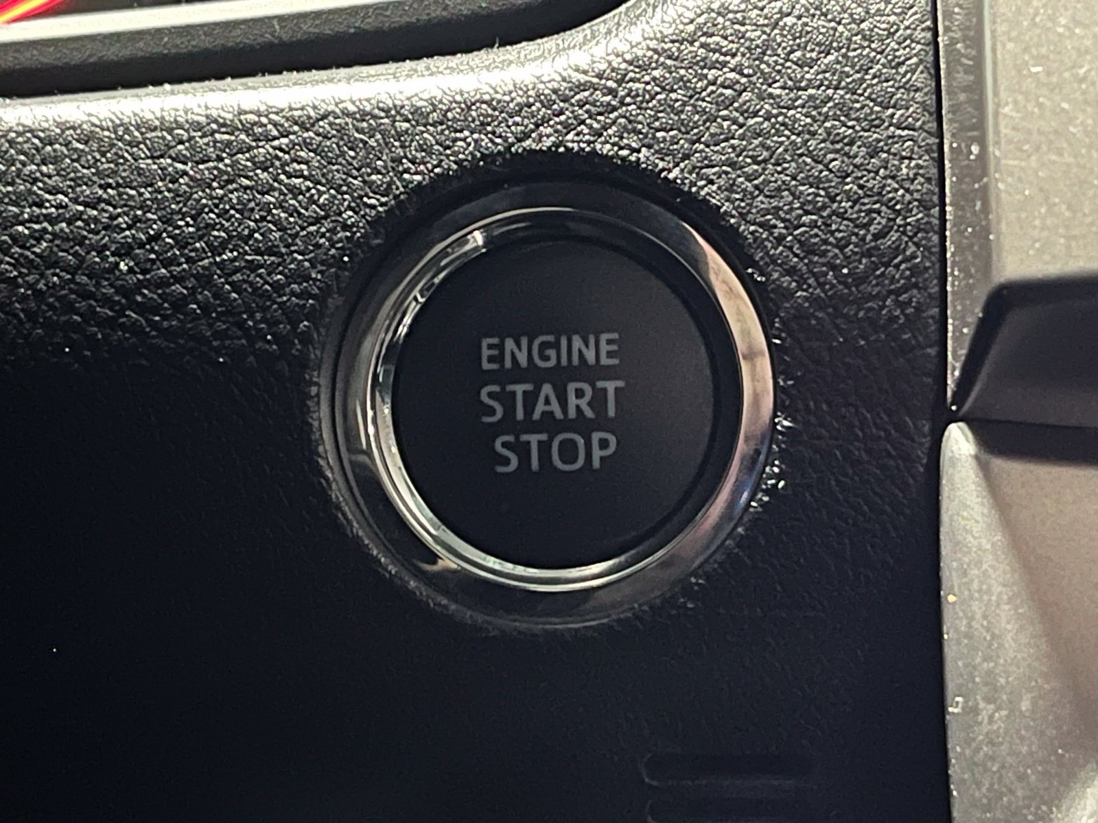 Used 2024 Toyota 4Runner Limited AWD/4WD image 29