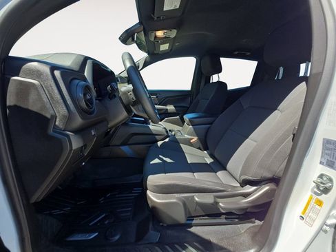 Certified 2025 Chevrolet Colorado Trail Boss AWD/4WD image 10