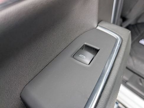 Used 2023 Chevrolet Silverado 1500 High Country w/ High Country Premium Package AWD/4WD image 12