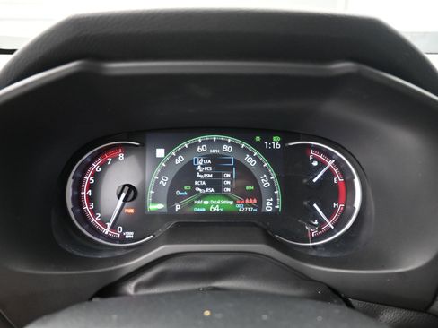 Used 2024 Toyota RAV4 XLE image 10