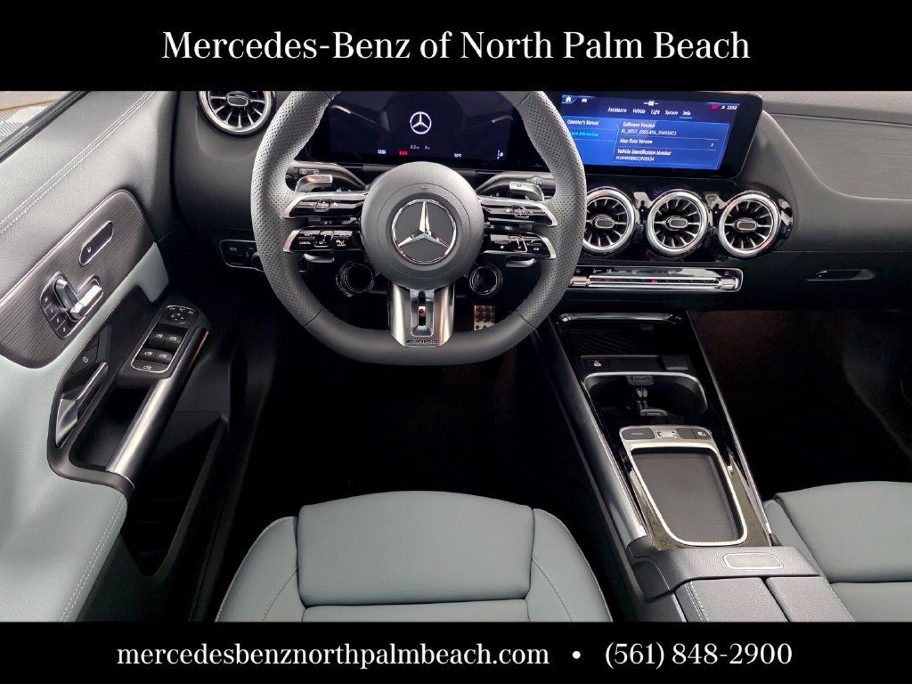 New 2026 Mercedes-Benz GLA 35 AMG 4MATIC image 11