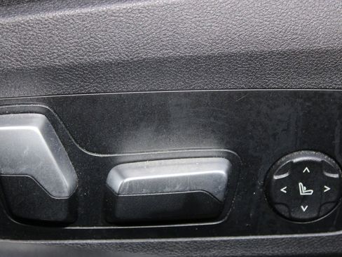 Used 2021 BMW 430i Coupe w/ Convenience Package image 7