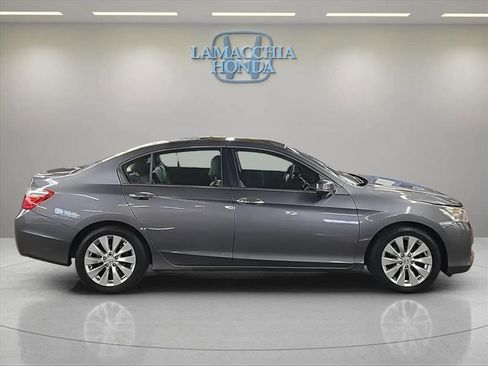 Used 2015 Honda Accord EX-L image 2