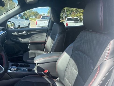 New 2026 Ford Escape ST-Line w/ Tech Pack #1 image 18