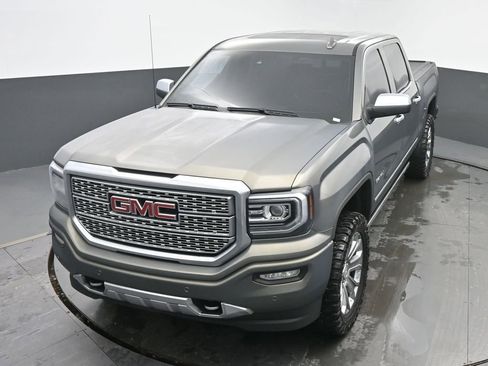 Used 2017 GMC Sierra 1500 Denali w/ Denali Ultimate Package image 38