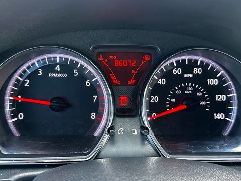 Used 2012 Nissan Versa SV image 15