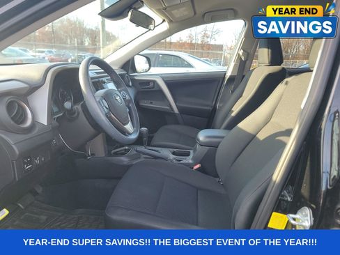 Used 2017 Toyota RAV4 LE w/ Carpet Mat Package image 6