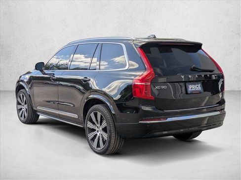 Used 2025 Volvo XC90 T8 Ultra w/ Protection Package Premier image 7