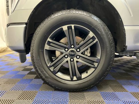 Used 2022 Ford F150 XLT w/ Equipment Group 302A High image 16