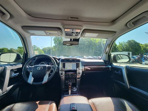 Used 2020 Toyota 4Runner Limited AWD/4WD image 25