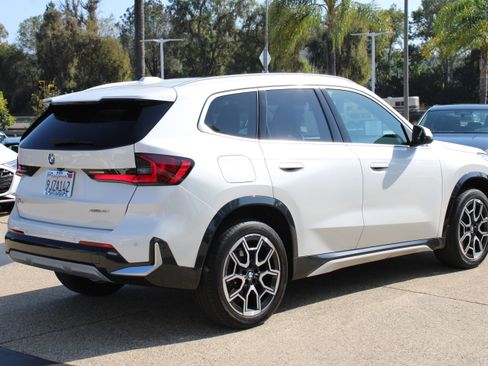 Used 2023 BMW X1 xDrive28i w/ Convenience Package AWD/4WD image 6