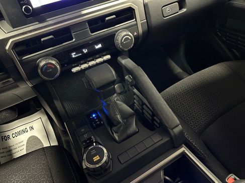 Used 2025 Toyota 4Runner SR5 image 39