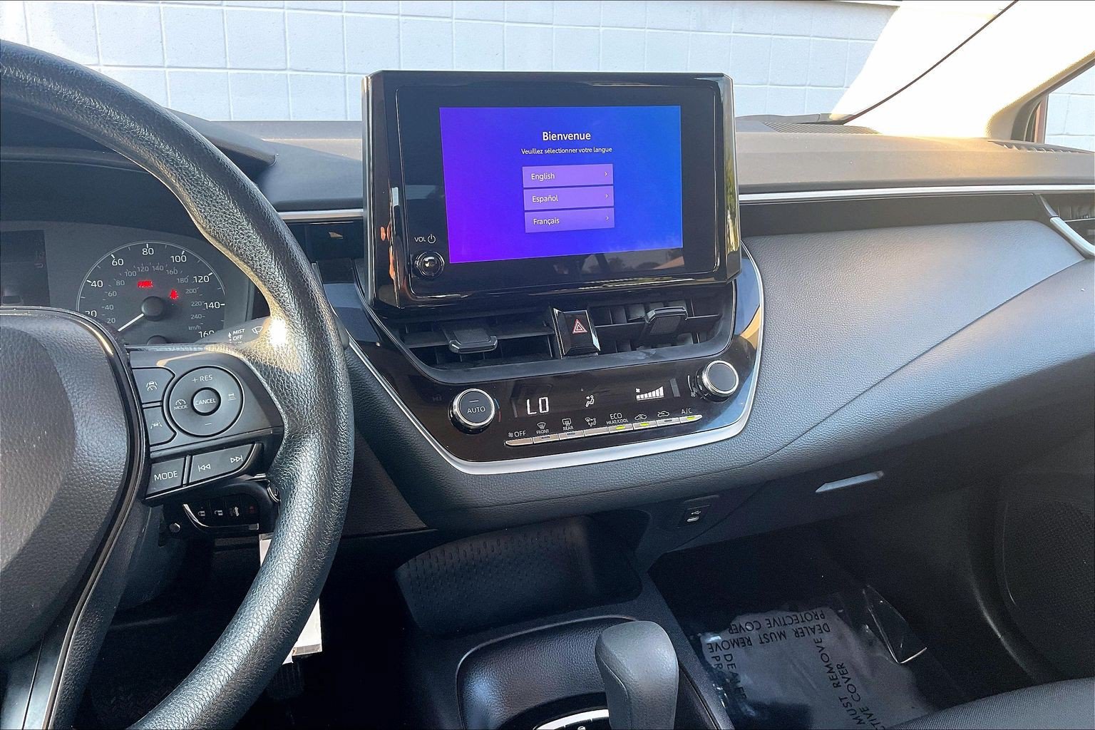 Used 2025 Toyota Corolla LE FWD image 7