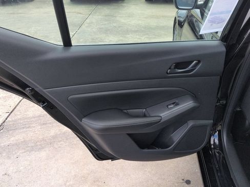 Used 2025 Nissan Altima 2.5 SV FWD image 26
