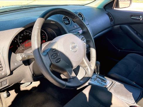 Used 2010 Nissan Altima 2.5 S w/ Convenience Pkg image 19