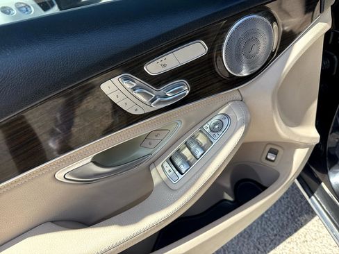 Used 2015 Mercedes-Benz C 300 4MATIC Sedan image 11