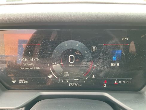 Used 2025 GMC Acadia Elevation image 18