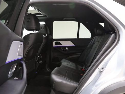 Used 2024 Mercedes-Benz GLE 450e 4MATIC image 32