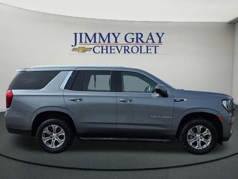 Used 2022 GMC Yukon SLE image 6