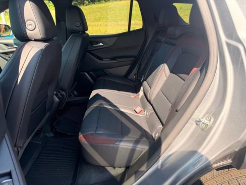 New 2027 Chevrolet Equinox RS w/ Safety and Technology Package AWD/4WD image 32