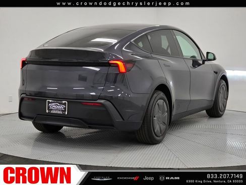 Used 2026 Tesla Model Y Long Range image 7