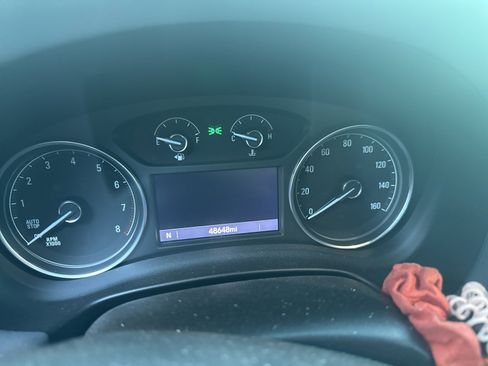 Used 2020 Buick Enclave Essence image 4