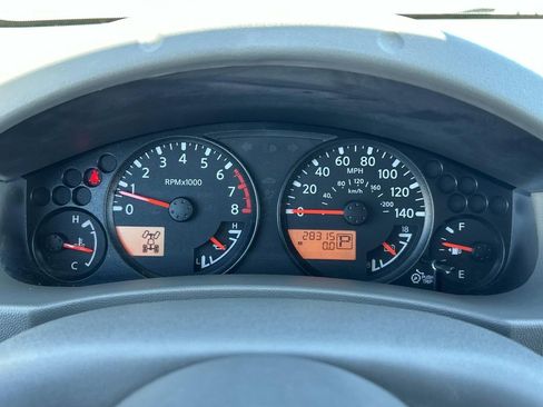 Used 2019 Nissan Frontier SV w/ Value Truck Package AWD/4WD image 31