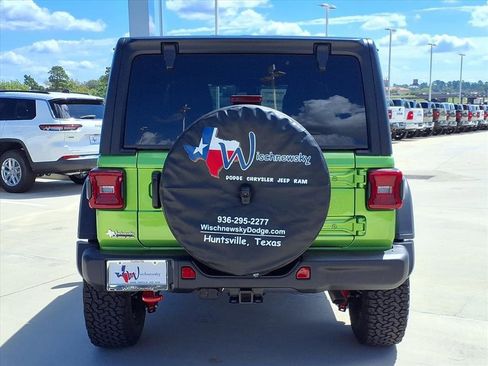 New 2025 Jeep Wrangler Unlimited Rubicon w/ Steel Bumper Group AWD/4WD image 9