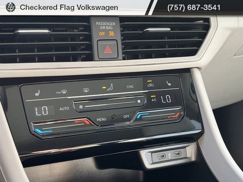 New 2026 Volkswagen Jetta SE image 40