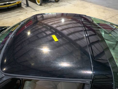 Used 1994 Chevrolet Corvette Coupe RWD image 28