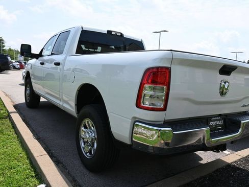 Used 2024 RAM 3500 Tradesman w/ Chrome Appearance Group AWD/4WD image 4
