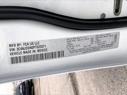 Used 2023 Jeep Compass Trailhawk image 16