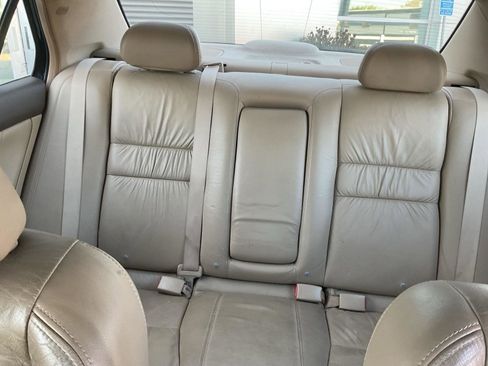 Used 2004 Honda Accord EX image 18