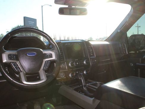 Used 2018 Ford F150 Lariat w/ Equipment Group 502A Luxury image 17