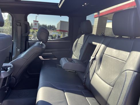 Used 2023 Toyota Tundra Platinum AWD/4WD image 15