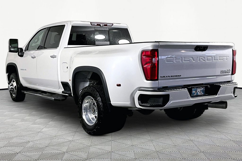 Used 2021 Chevrolet Silverado 3500 High Country AWD/4WD image 4