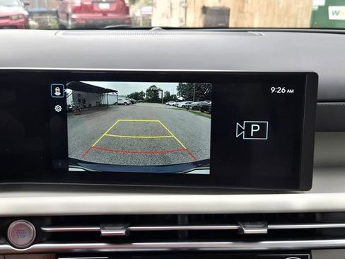 Used 2025 Hyundai Tucson SEL FWD image 19