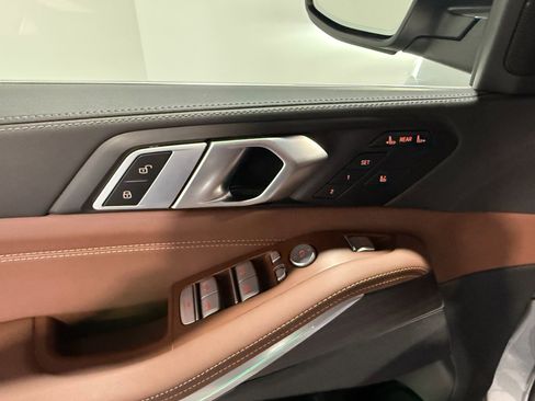 Used 2024 BMW X7 xDrive40i image 20